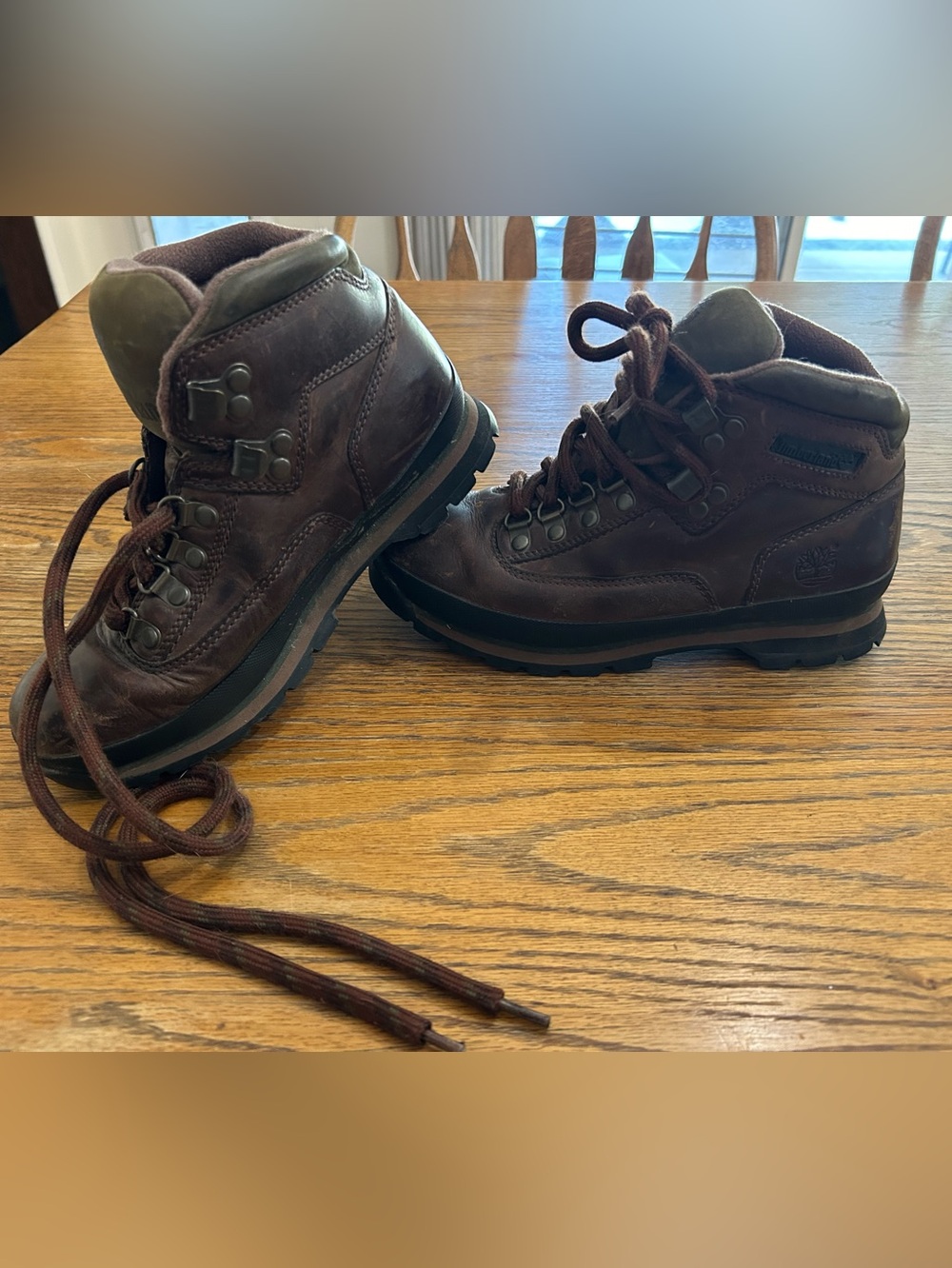 OG 90’s Women’s Brown Leather Hiking Boots - Rugged Outdoor Footwear